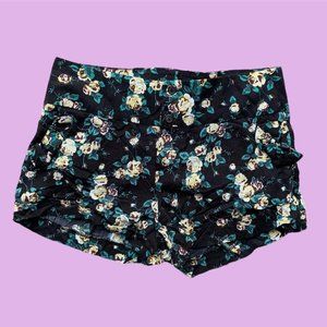 WHIMSIGOTH GRUNGE FLORAL SHORTS